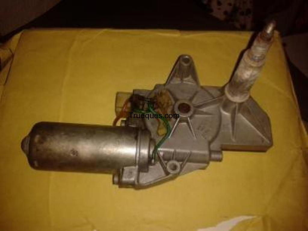 Motor limpiaparabrisas trasero de fiat uno marca wapsa