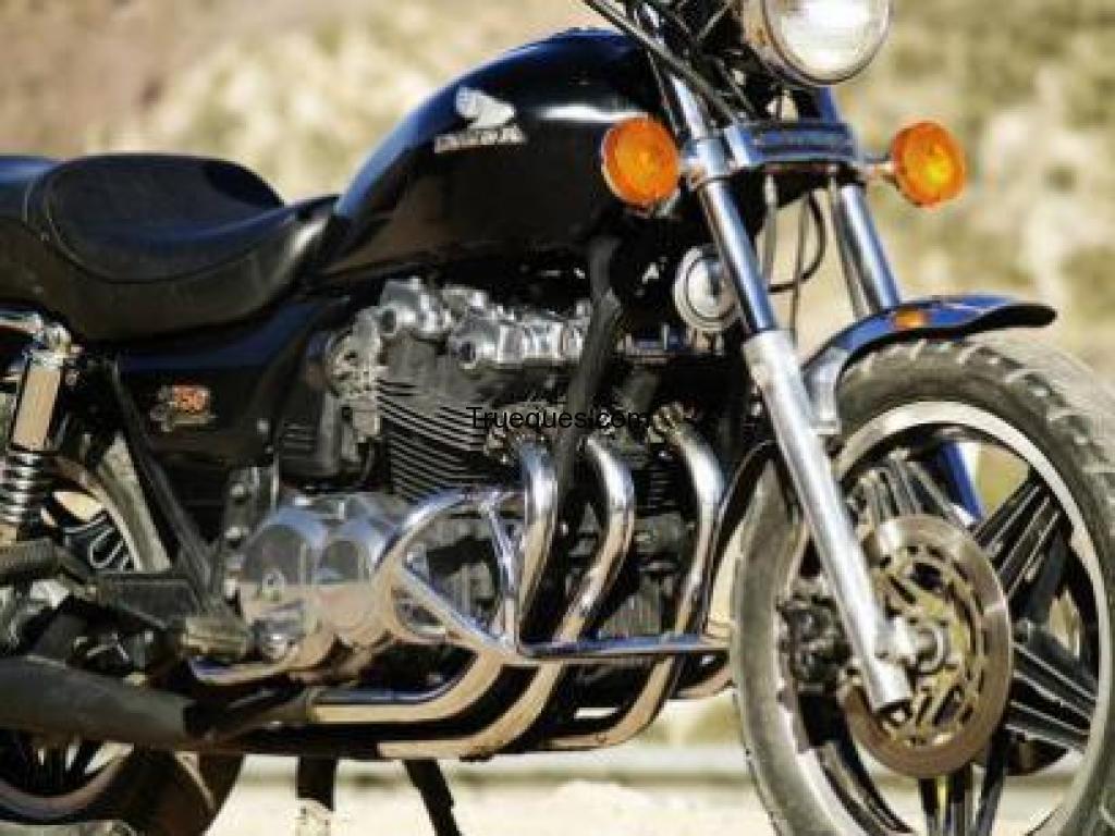 Permuto honda cb 750 custom