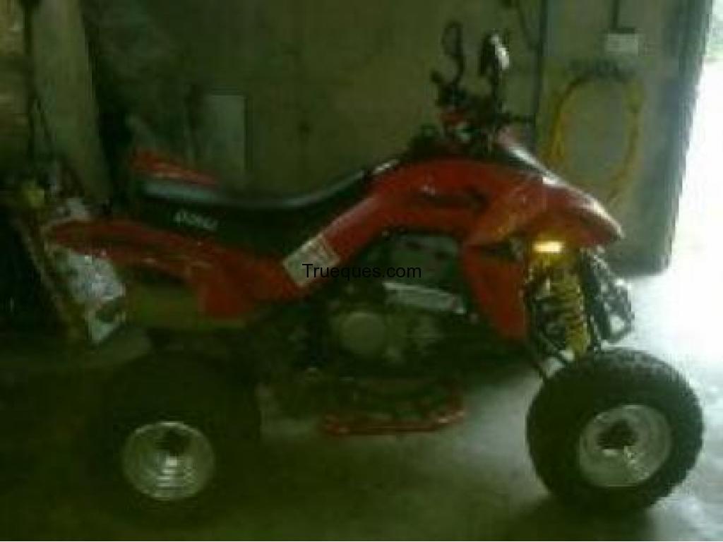 Quad 450cc con menos de 300km por superdink en buen estado