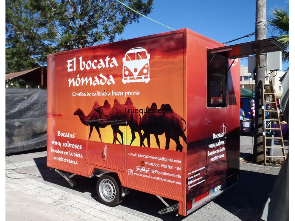 Remolque para bocatas y hamburguesas en muy buen estado