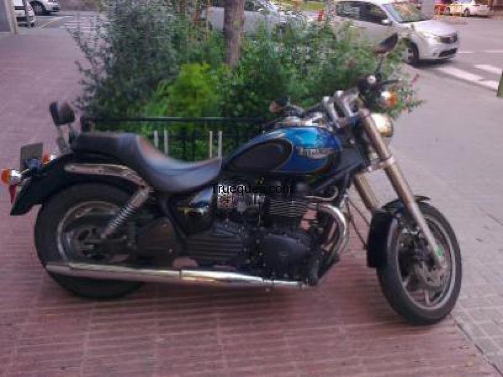 Triumph speedmaster 865