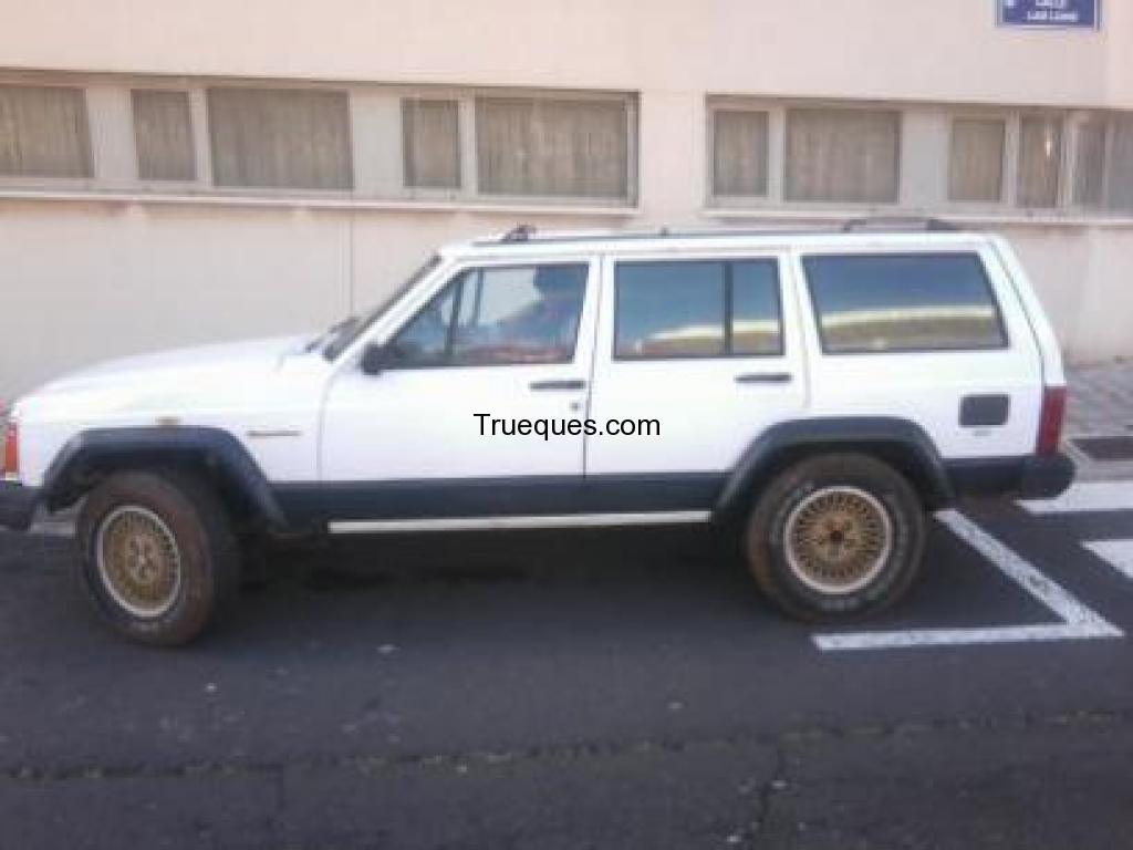 Trueco jeep por escooter de de mas 150cc