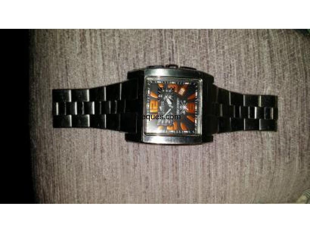 Reloj lotus seminuevo