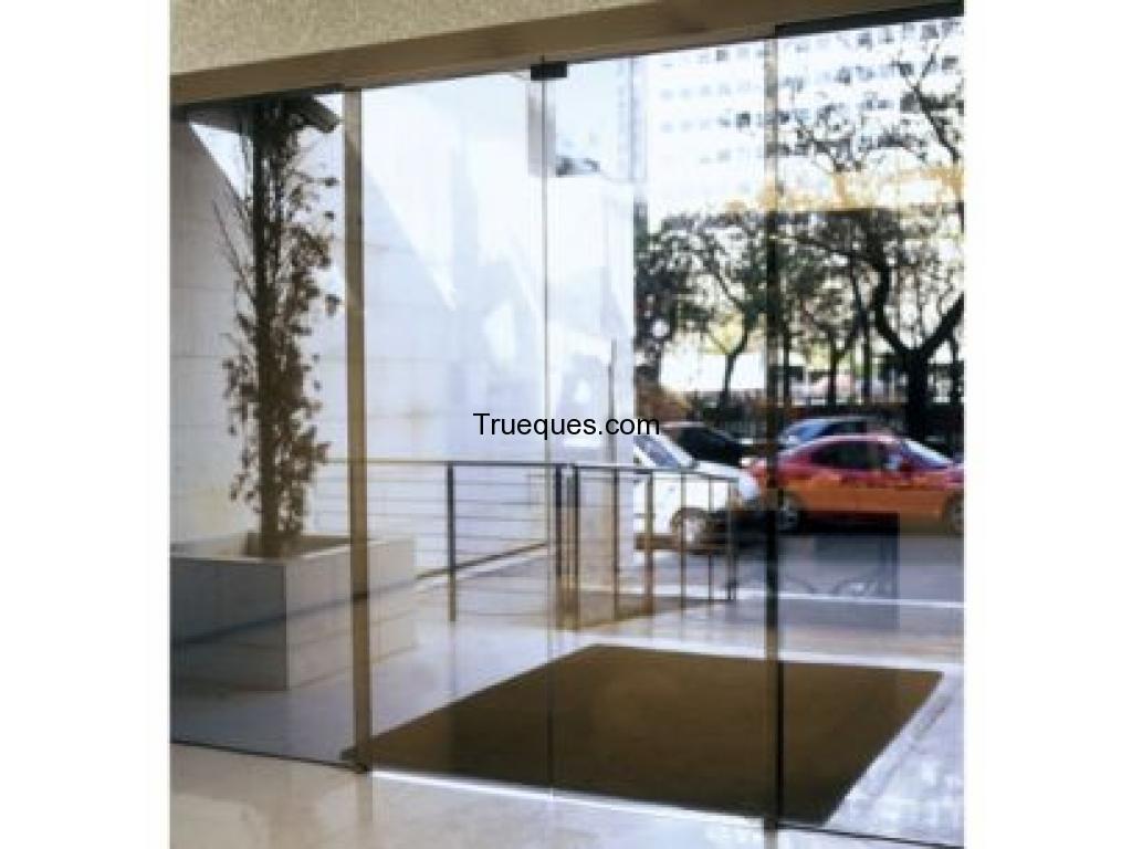 Necesito un mecanico de automovil a cambio te ayudare en todo lo relacionado con puertas automaticas