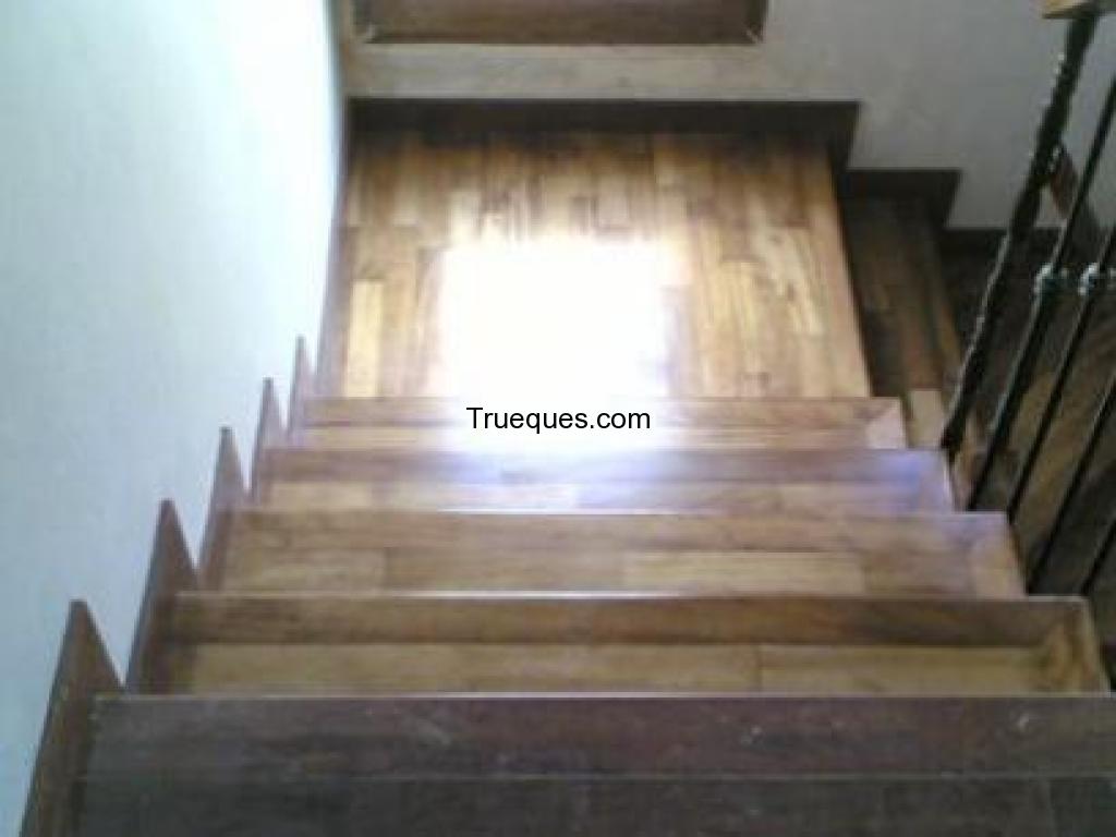 Servicio de montador de parquet y revestimientos de madera