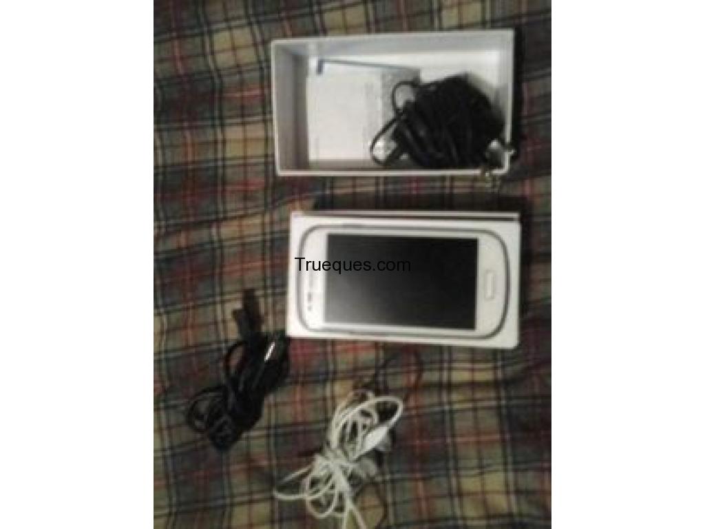 S3 mini en caja