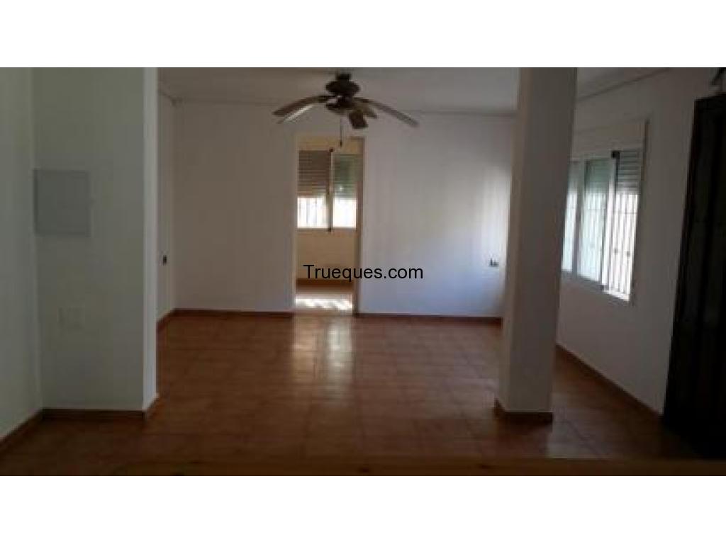 Casita mata detras del camping de fuengirola