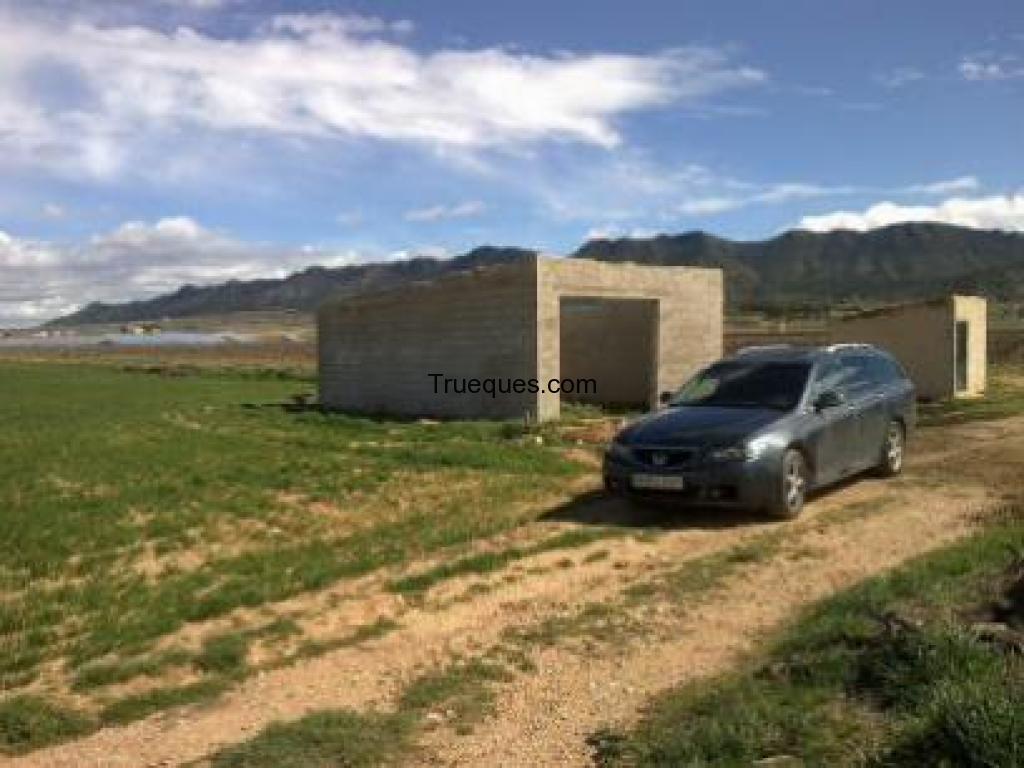 Finca de 24000 m2 por autocaravana