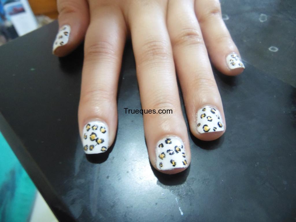 Manicure y pedicure a domicilio