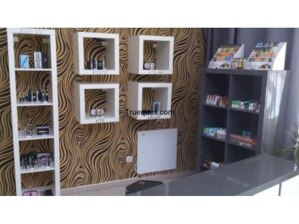 Por cierre de tienda de ciggarros electronicos