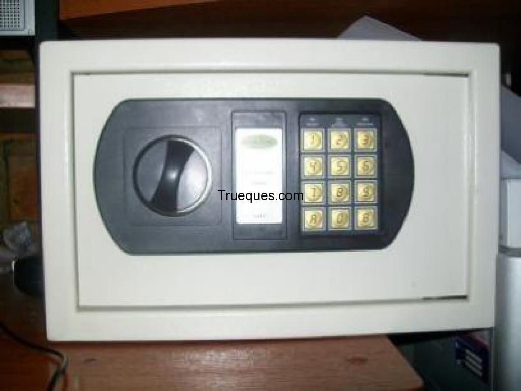 C a m b i o con zapatillas talla 42 nuevas perfecto estado