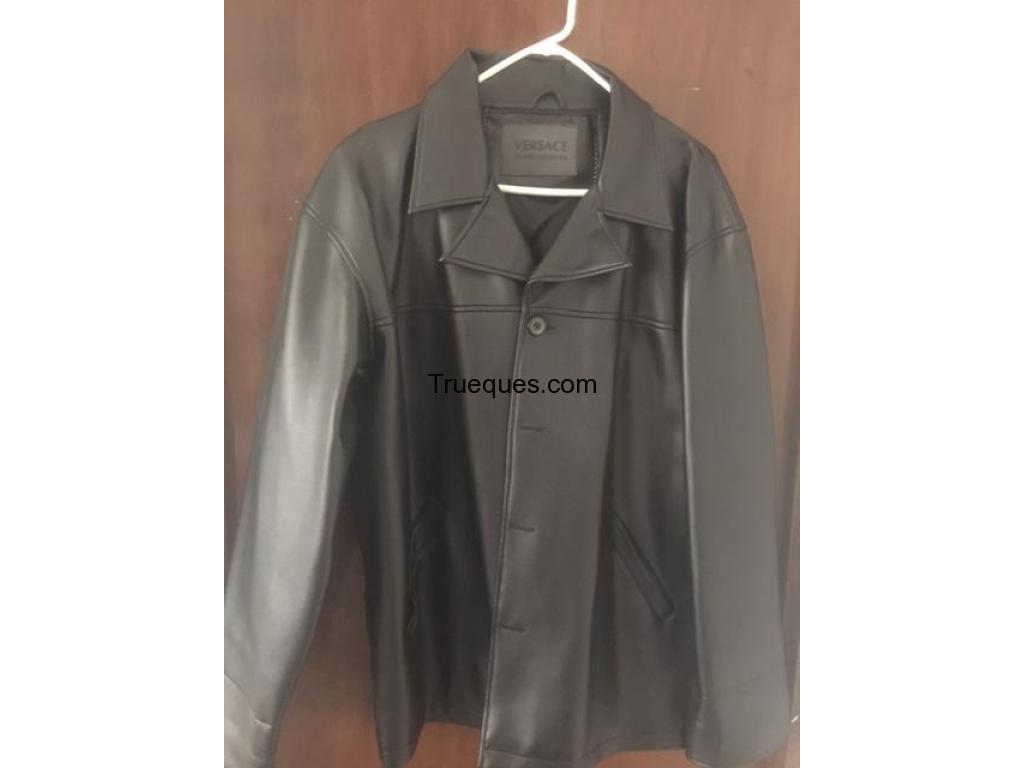 Chamarra imitacion piel y chaleco marca quarry