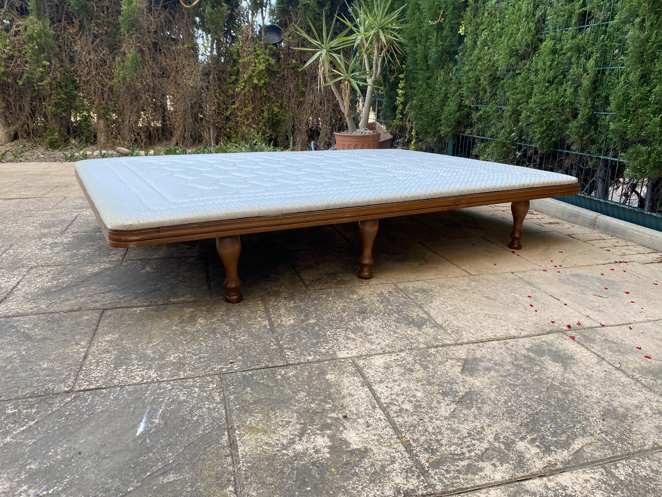 Somier cama matrimonial 1.35