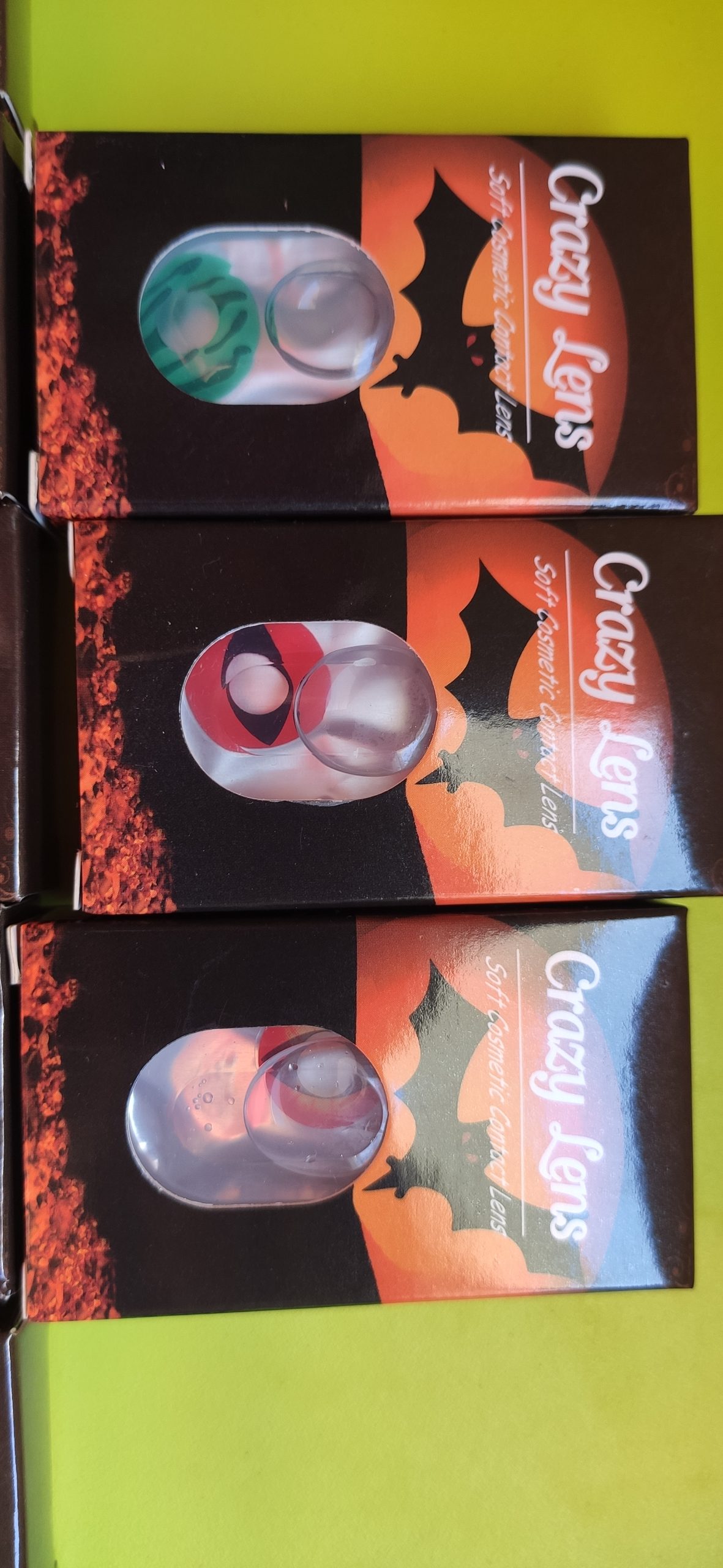 Lentes de contacto cosméticos