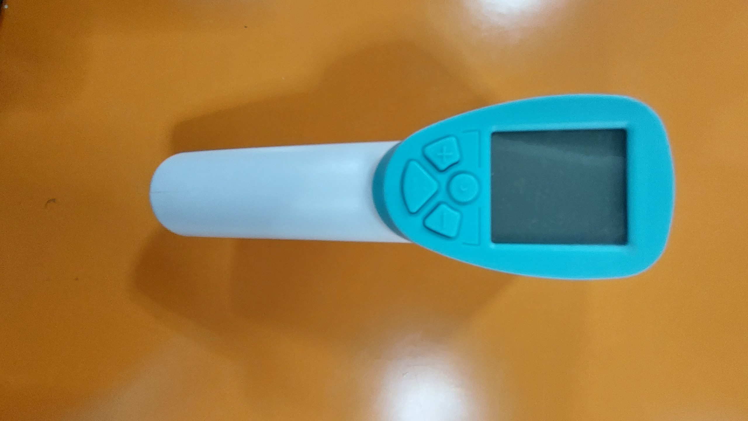 Termometro infrarrojo uso en personas