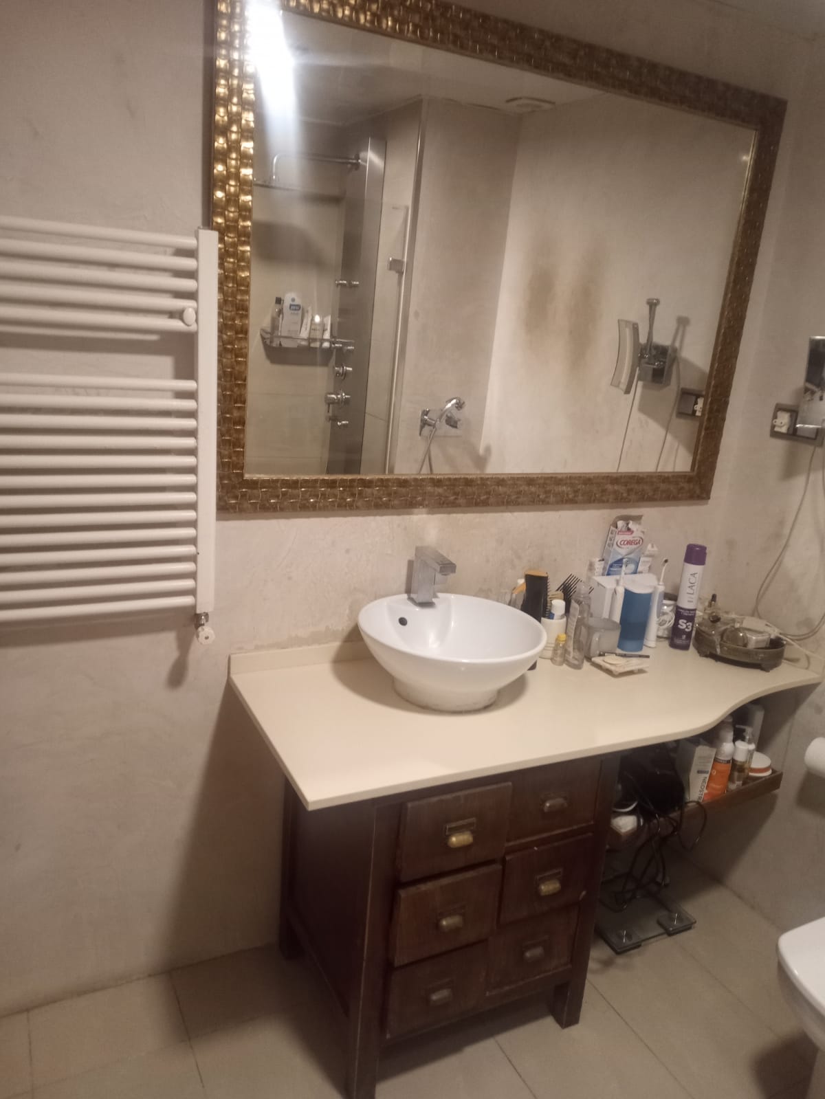 Bajos terrassa 329 mts (zona olimpica) 4 habitaciones 2 baños 2 parking piscina climitazada gimnasio sauna jakuzi barbacoa jardin .