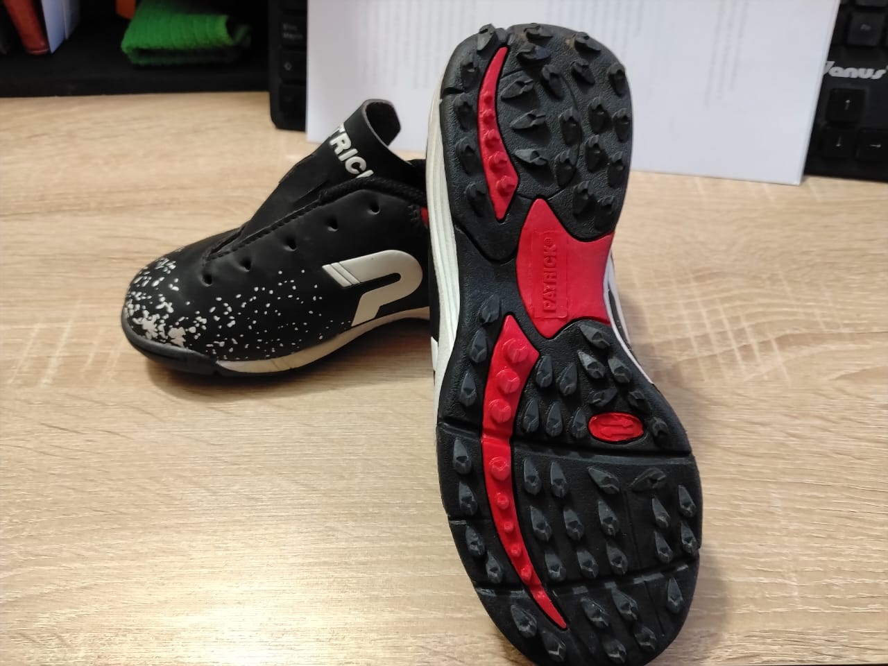 Tenis de fútbol niño